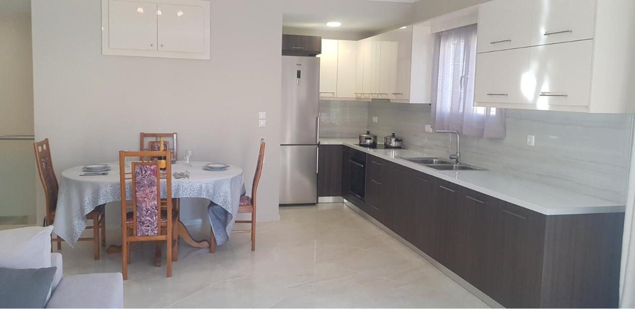 Harry'S Apartment Lefkimmi  Ngoại thất bức ảnh